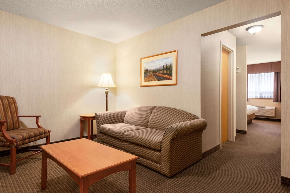 Days Inn by Wyndham Swift Current 28/41