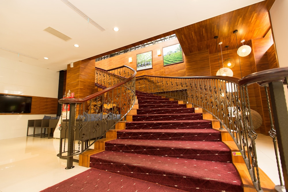 F Hotel Sanyi 25/32
