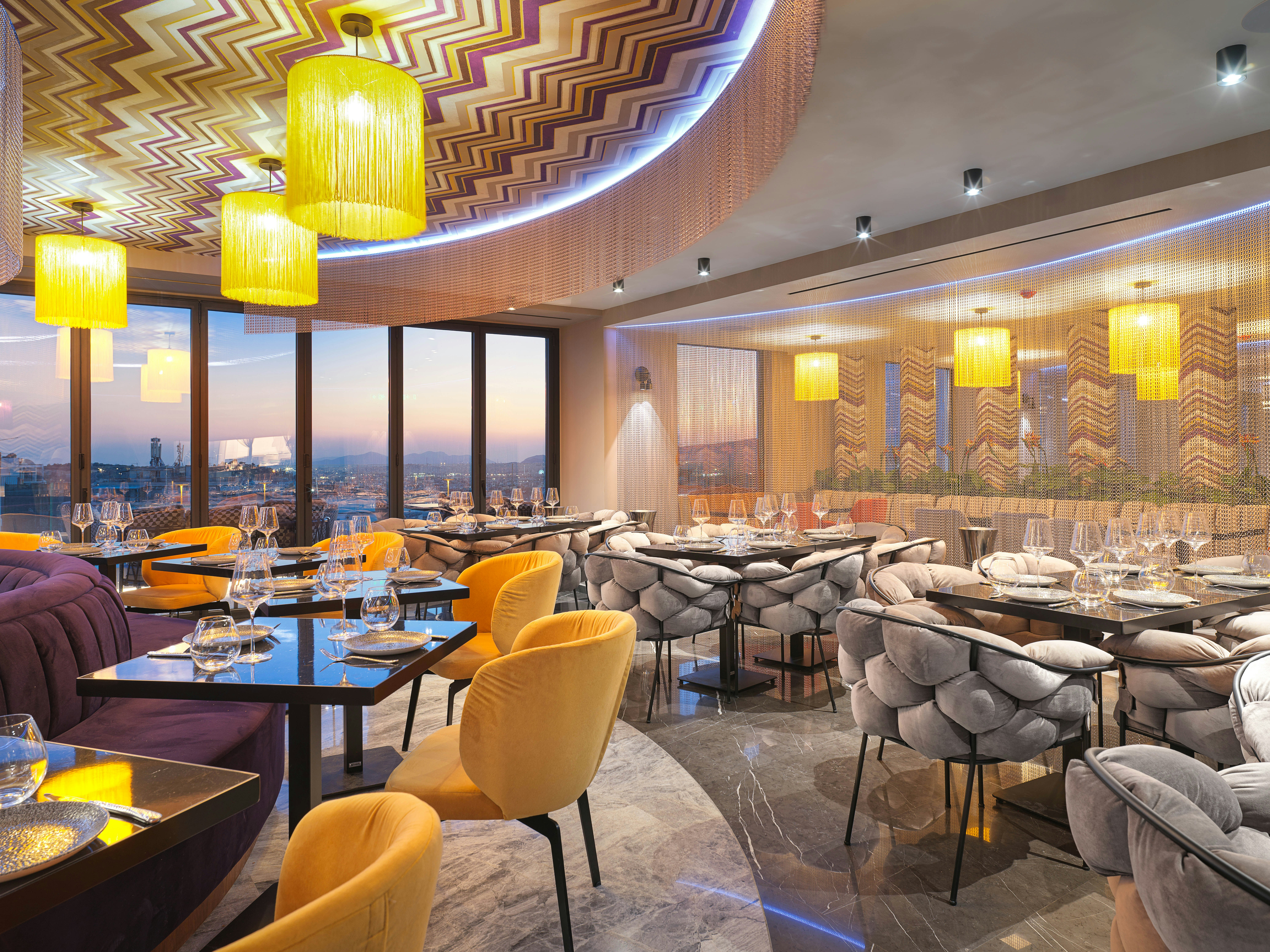NYX Esperia Palace Hotel Athens by Leonardo Hotels 12/16