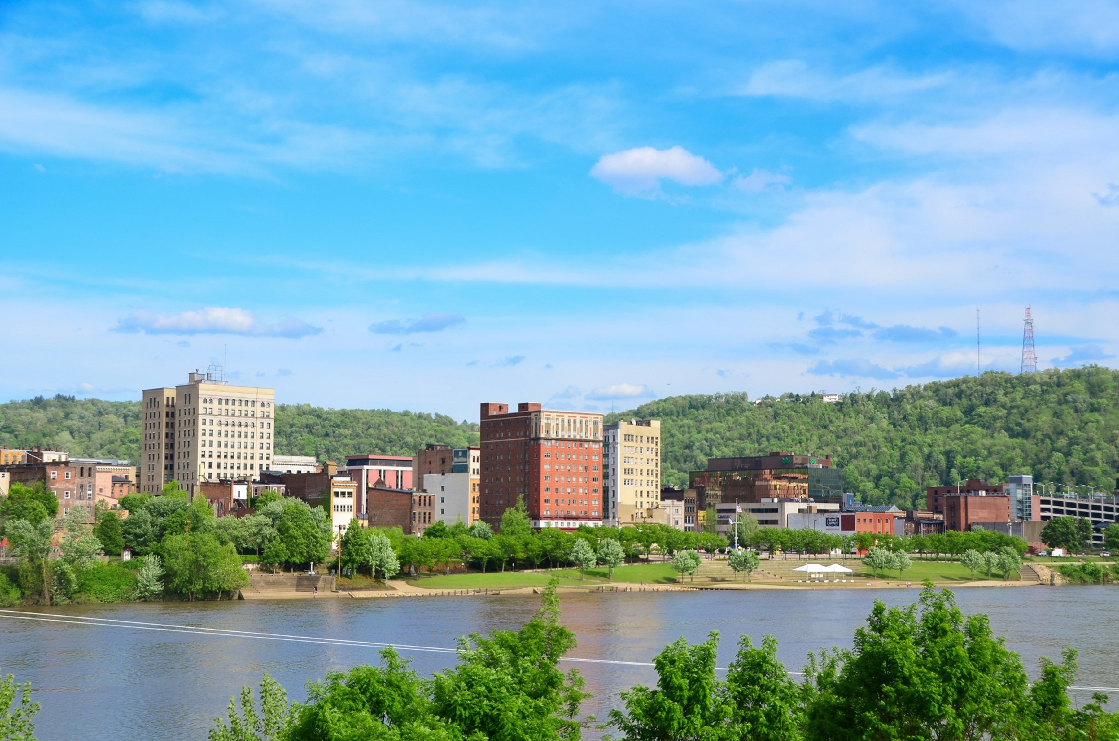 Holiday Inn Weirton Steubenville Area an IHG Hotel 69/78