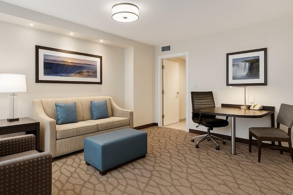 The Tower Hotel Fallsview 25/50