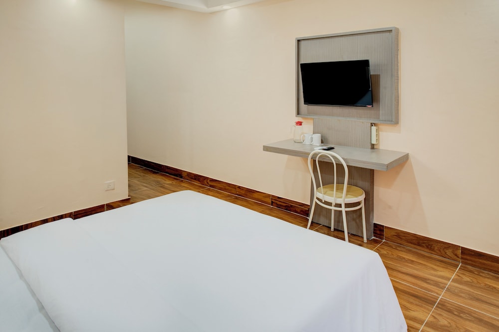 Hotel O Makassar Near Bandara Sultan Hasanuddin Formerly 88 Inn Maros 17/25
