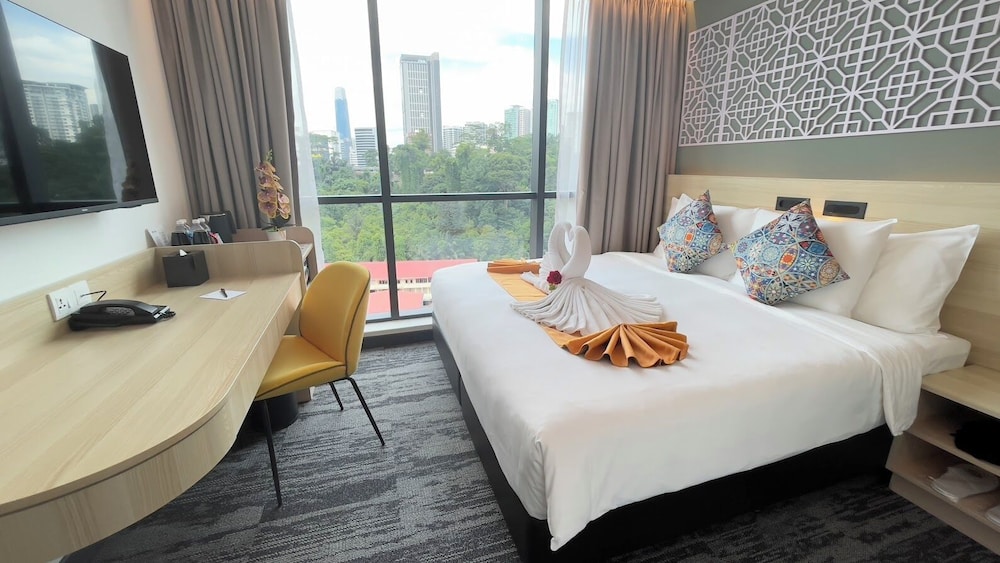 Santa Grand Signature Kuala Lumpur 8/42