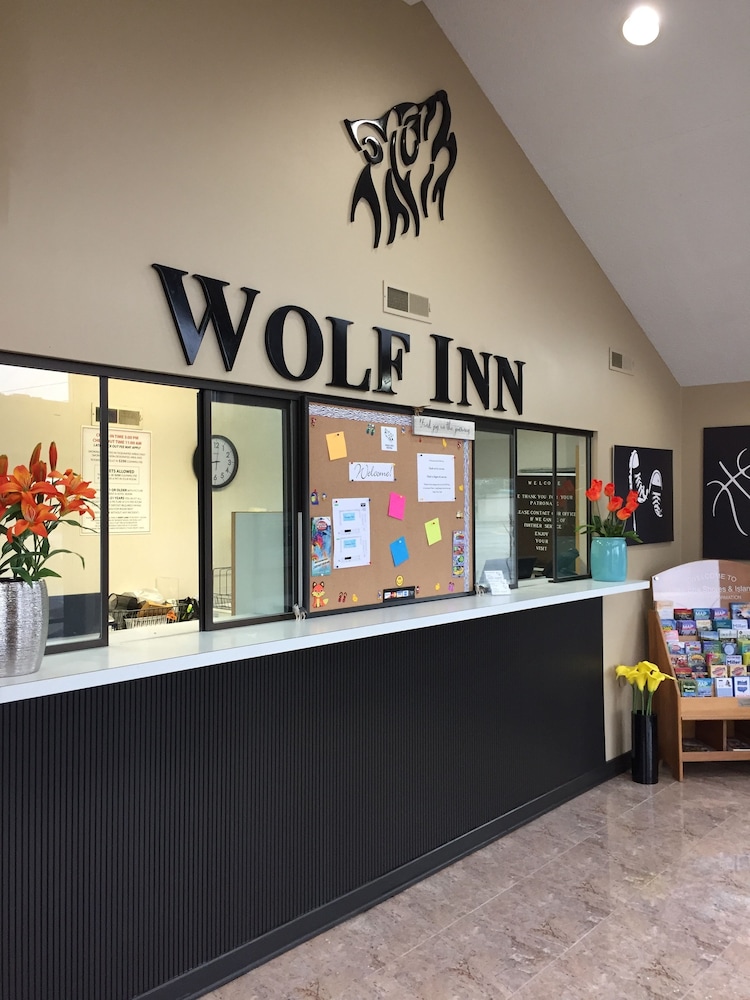 Wolf Inn Hotel 7/50