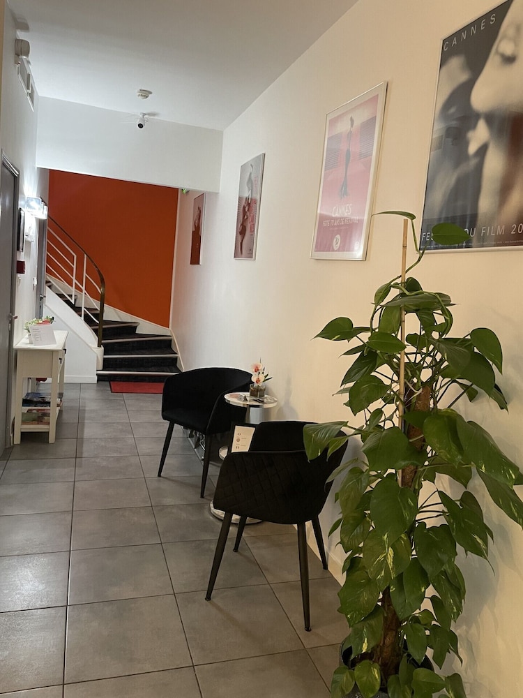 HOTEL ANNA LIVIA 44/56