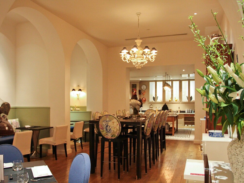 restaurant-cafeteria