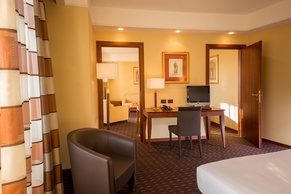 Hotel Capannelle 32/50