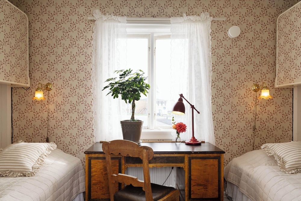 Strandvillan Hotell & Vandrarhem Lysekil 9/50