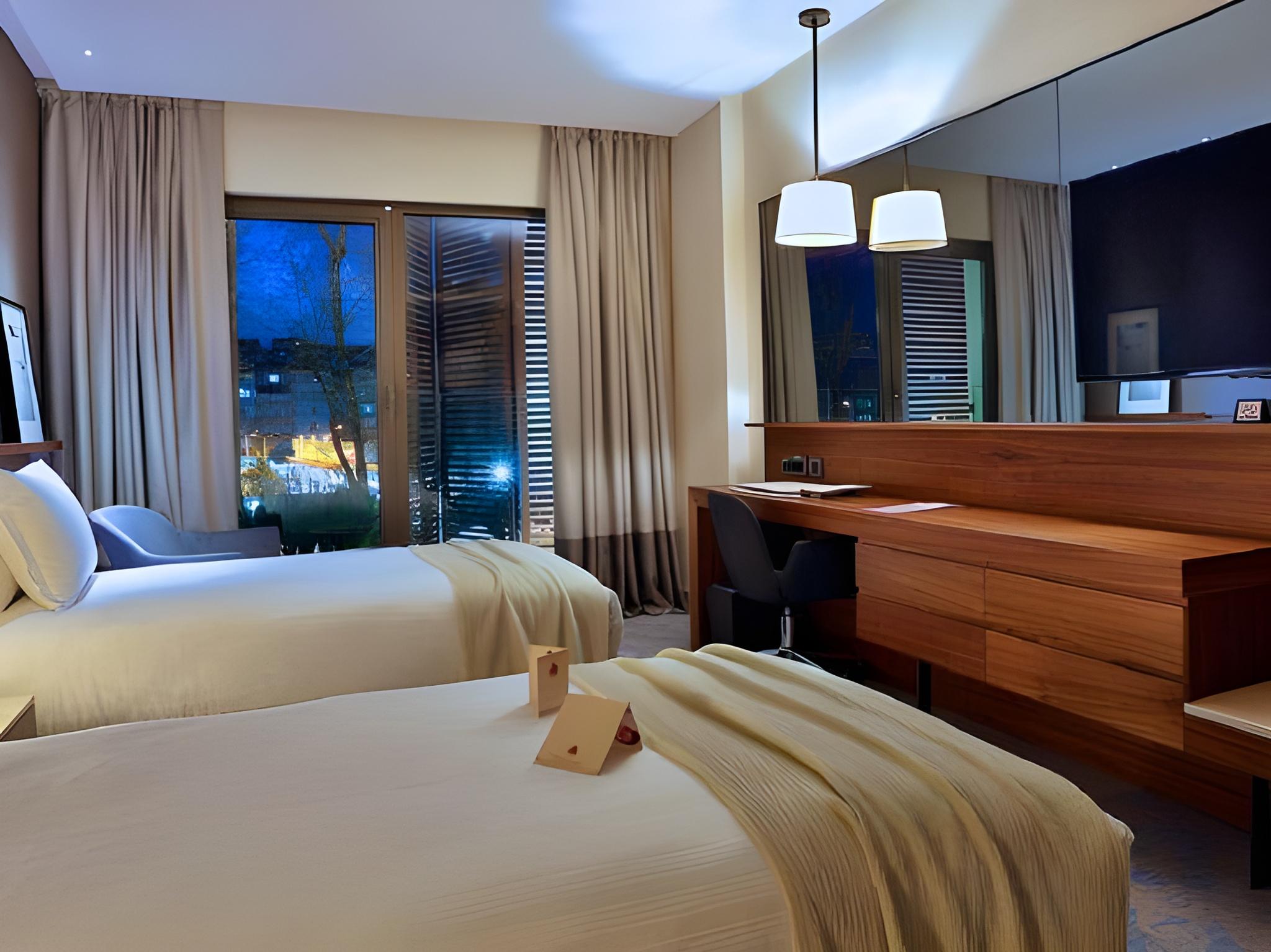 Standard, Double and Twin Beds