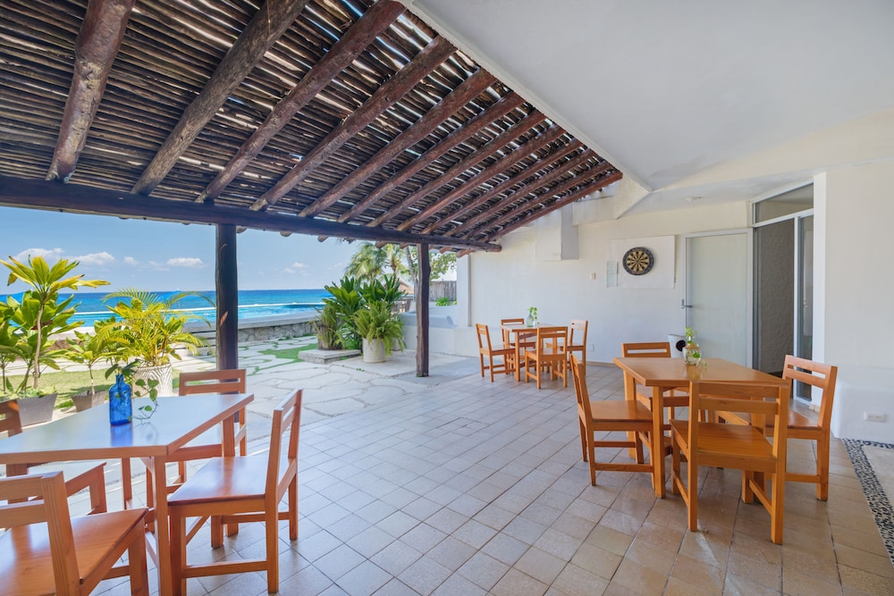 Suites Turquesa by GuruHotel 57/68