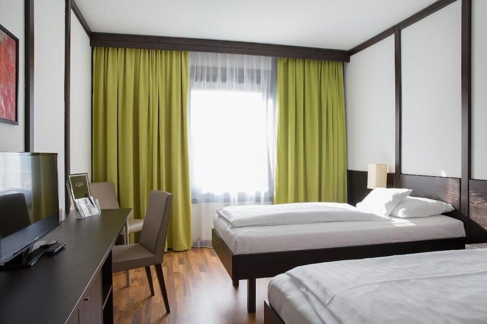 STANDARD, TWIN BEDS
