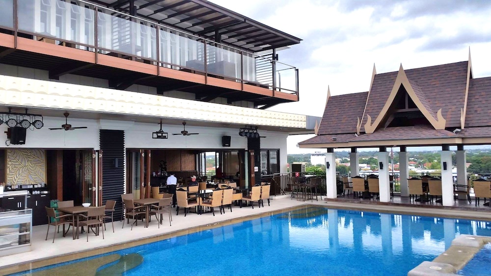 Prime Asia Hotel 2/50