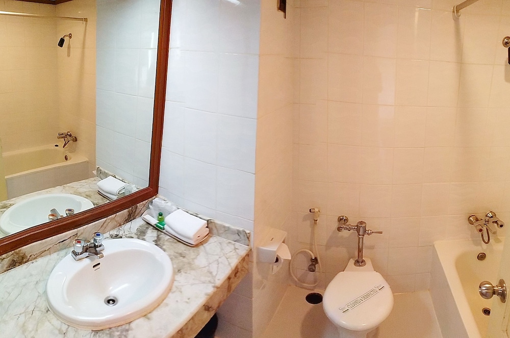 Grand Park Hotel 25/69