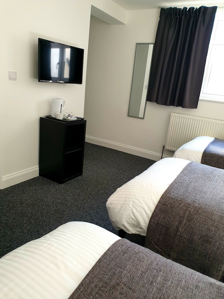 Wanstead Hotel 18/33