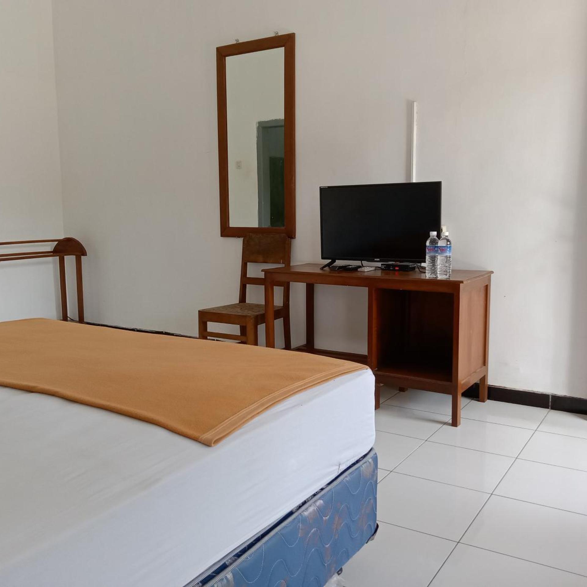 OYO 1999 Hotel Tentrem Syariah 3/33