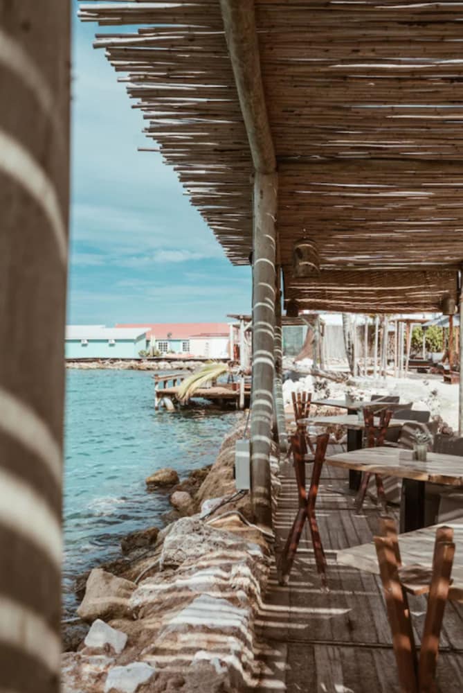 The Kontiki Curacao Beach Resort 63/74