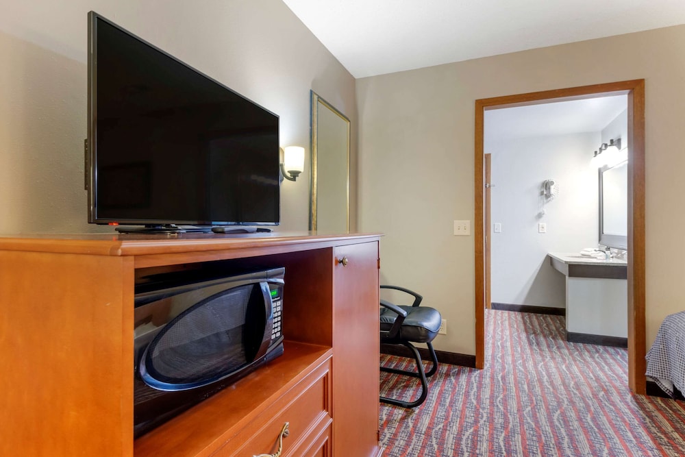 Econo Lodge Lakeview 36/44
