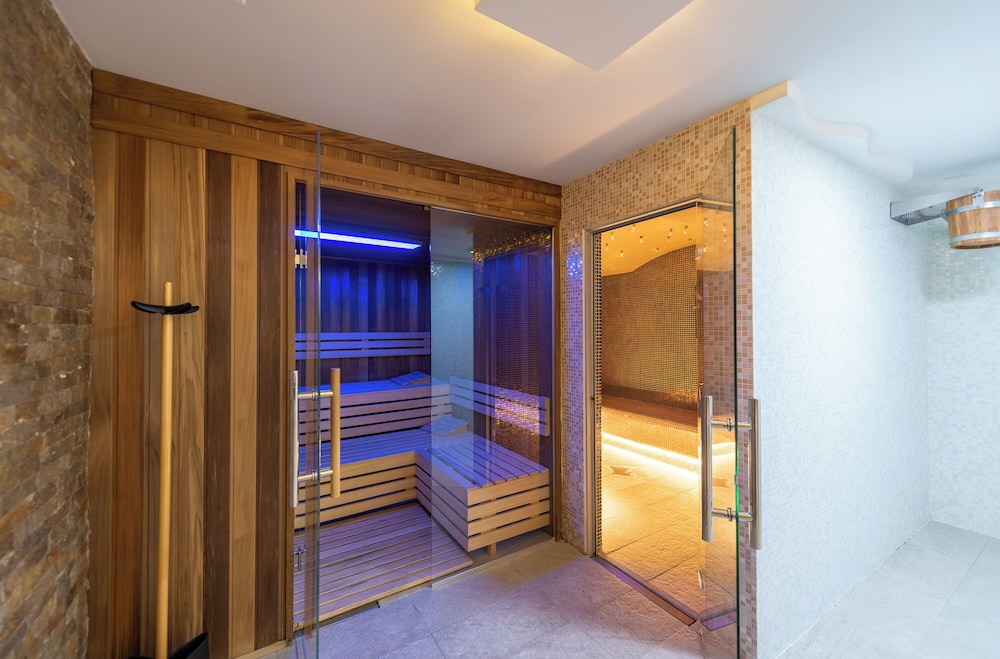 Hotel City Savoy 38/50