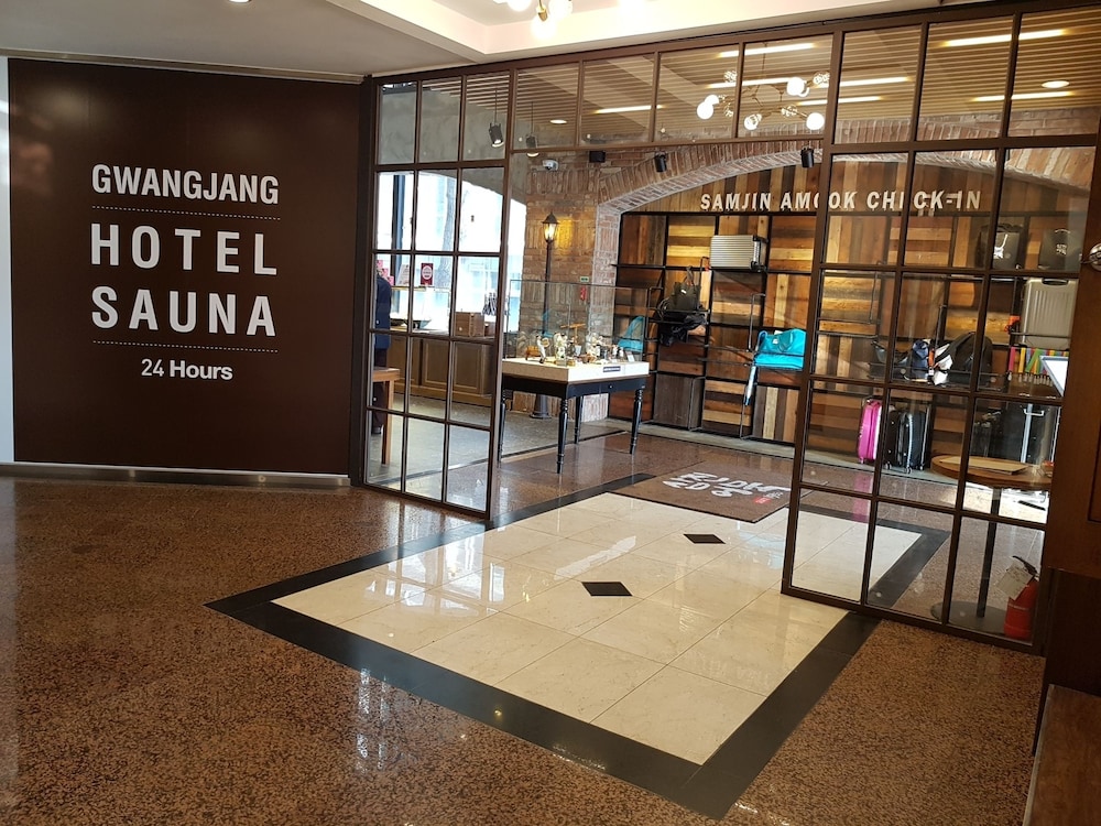 Gwang Jang Hotel 29/38