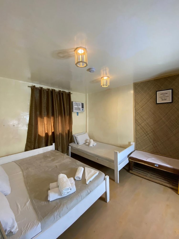 Malayah Hostel 15/30