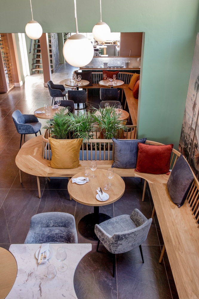 Cloud 9 Boutique Hotel And Spa 36/50