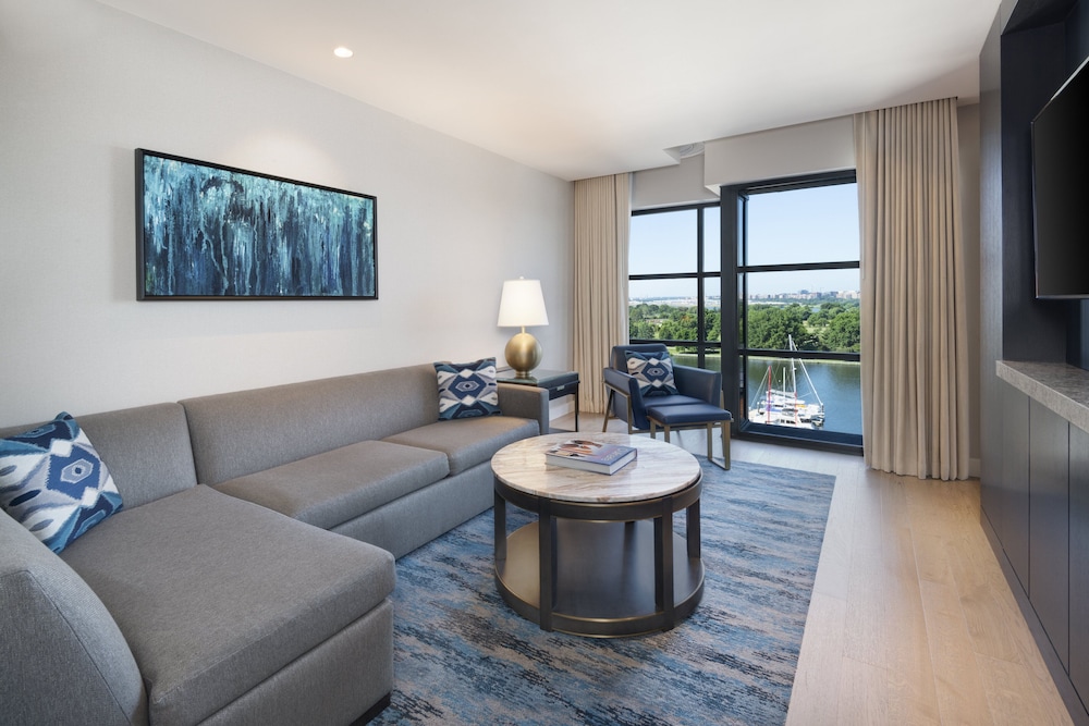 InterContinental Washington D.C. - The Wharf, an IHG Hotel 46/82