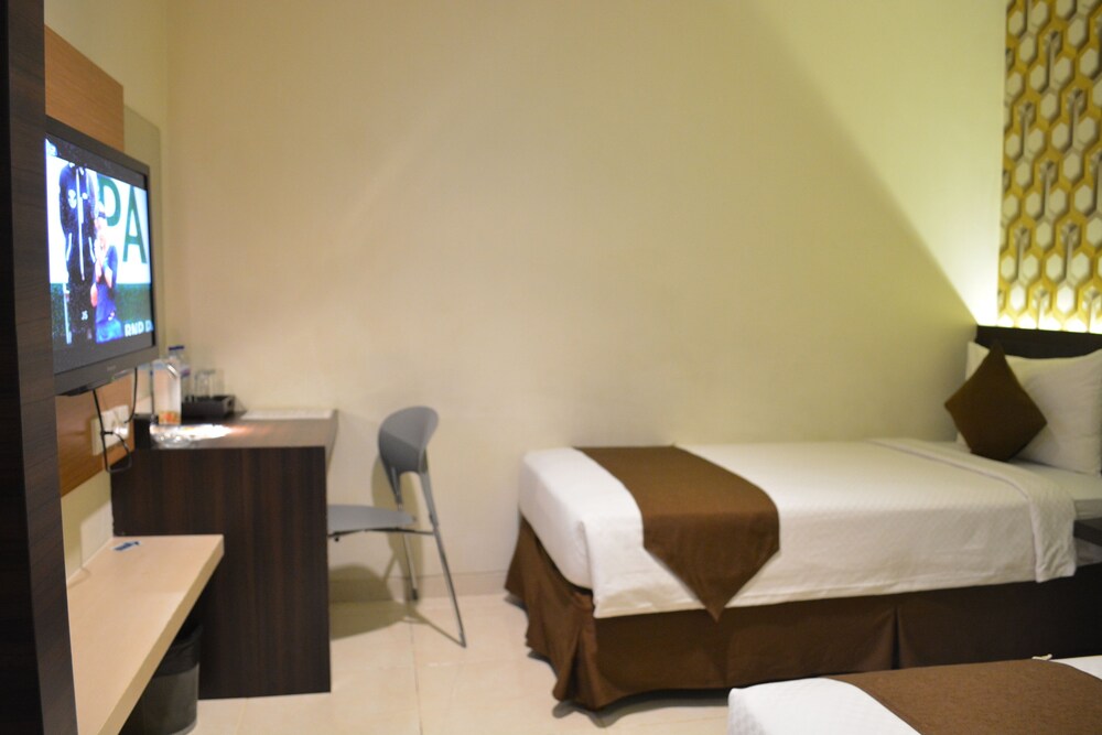 Hotel 88 Embong Kenongo 23/71