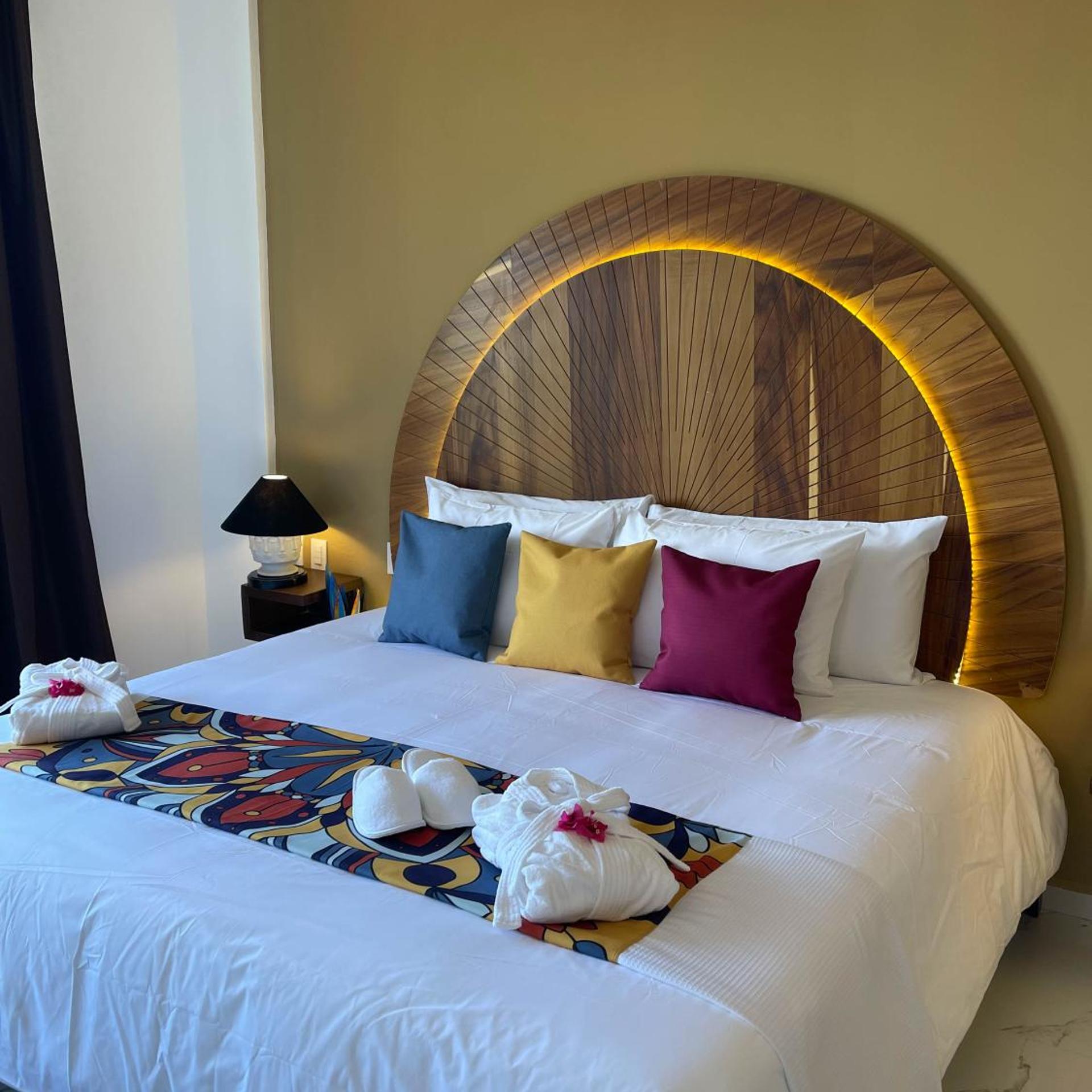 غرفة ديلوكس بسرير مزدوج بإطلالة على البحر، Akuazul Resorts Adults Only 3/10