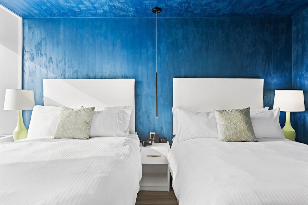 Global Luxury Suites at The Arches 19/50
