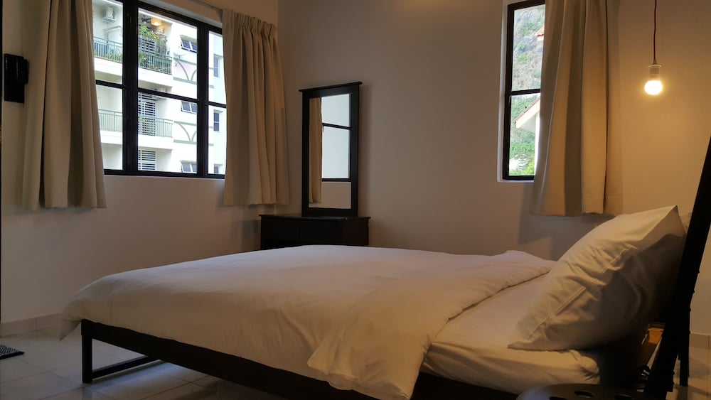 Tulip Hotel 14/40