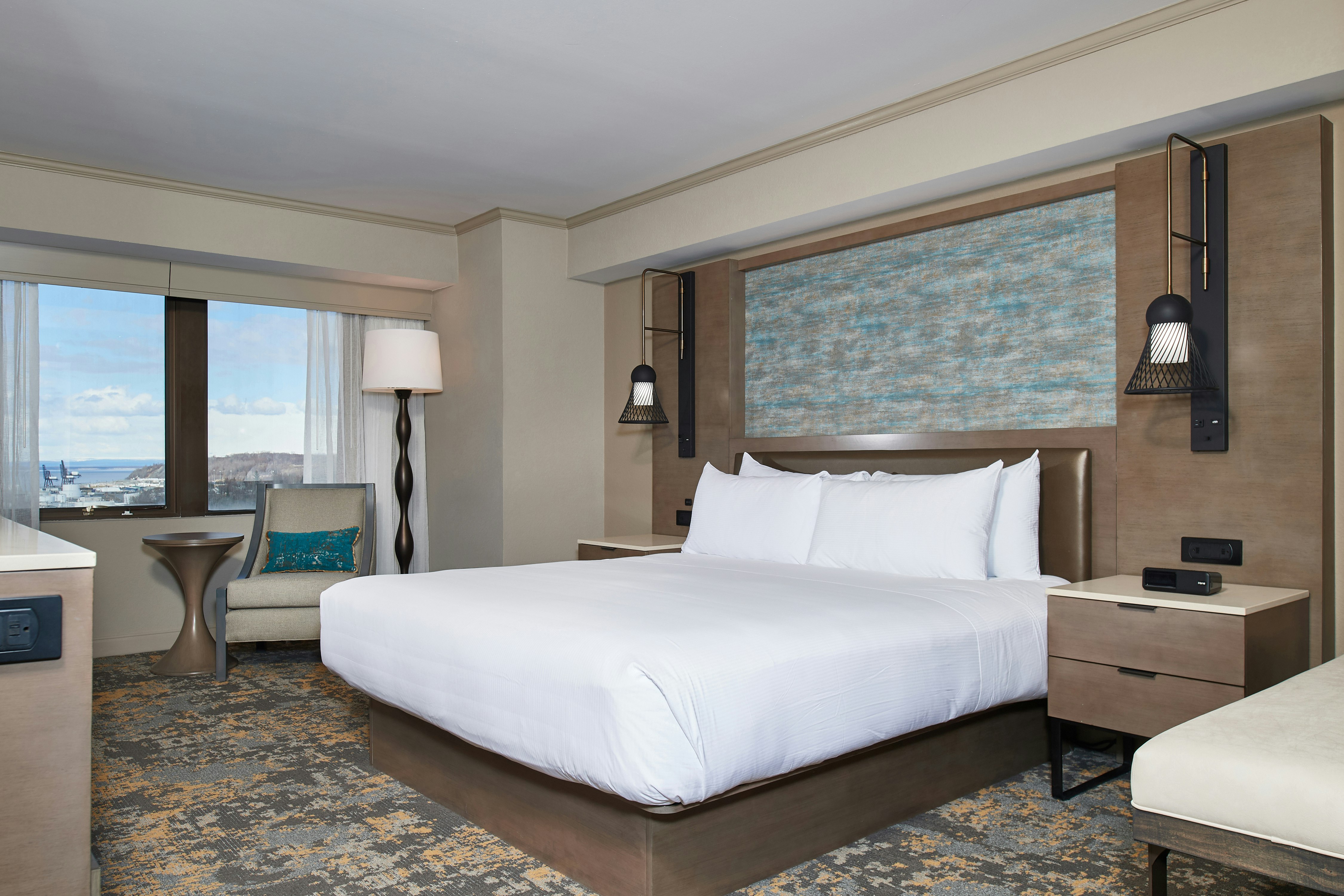 ROOM, KING BED, ACCESSIBLE