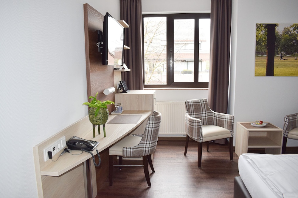 AKZENT Hotel Restaurant Jonathan 23/38