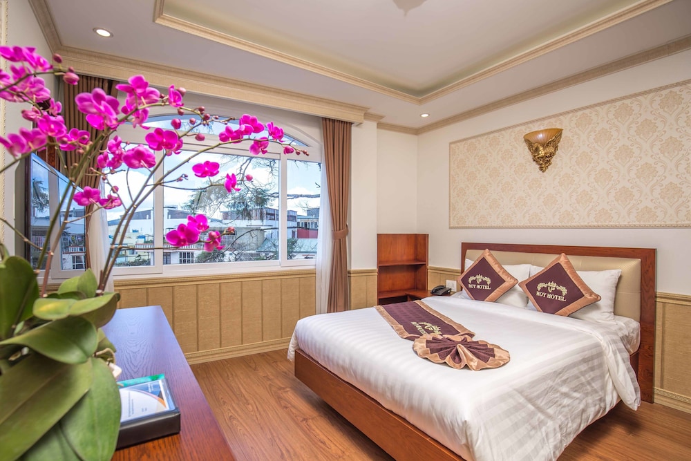 Roy Dala Hotel 36/54