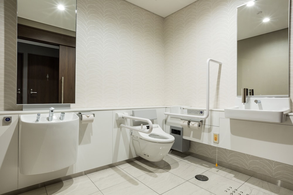 Hotel M's Est Shijo-Karasuma 42/48