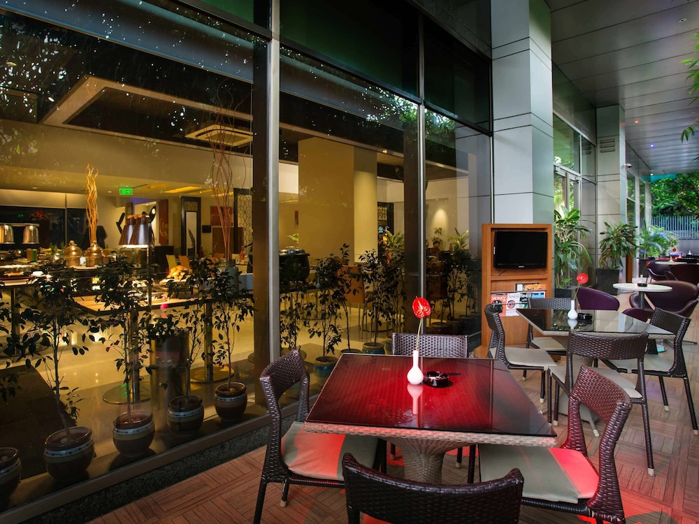 Ibis Mumbai Airport - An Accorhotels Brand 61/69