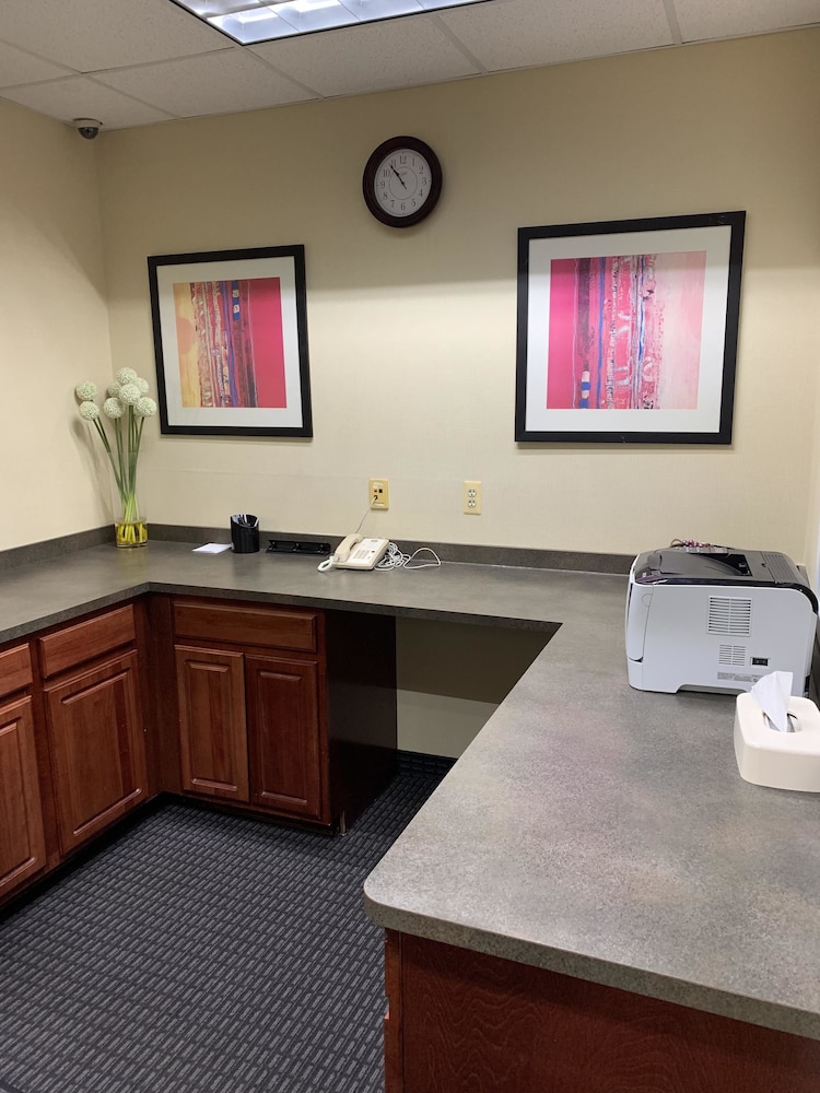 TownePlace Suites Detroit Warren 9/63