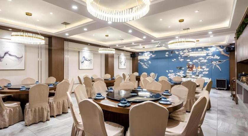 Gya Wuxi Hubin Commercial Street Taihu Scenic Area Hotel 51/58
