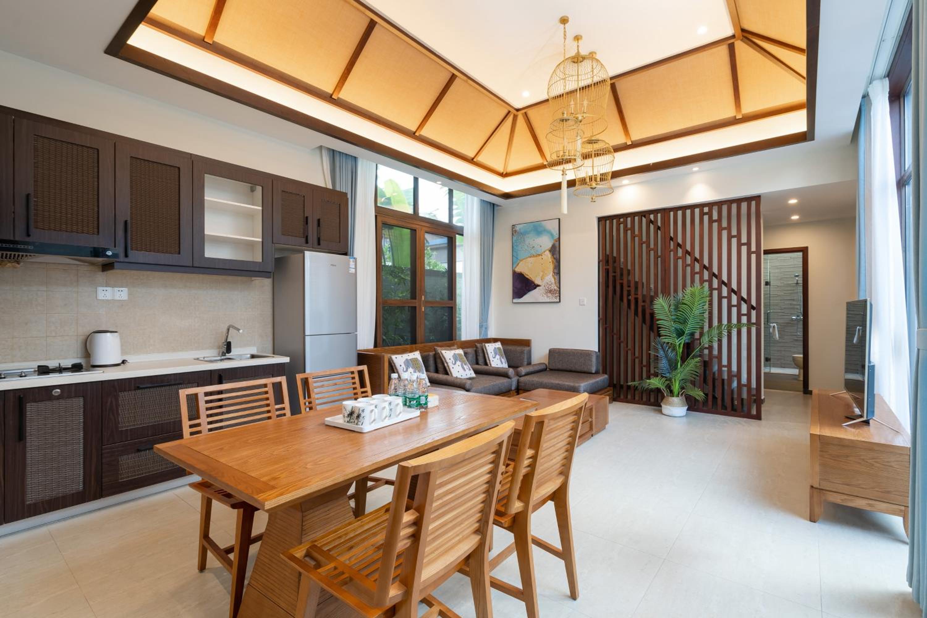 Yj Residence Poly Sanya 10/74