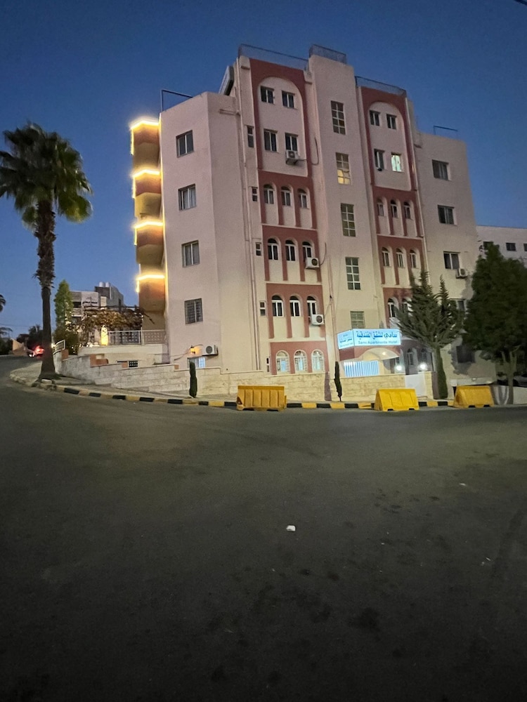 Sami Apartments 5/50
