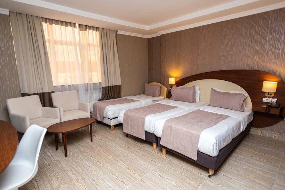 Hotel Rue D'or 17/58