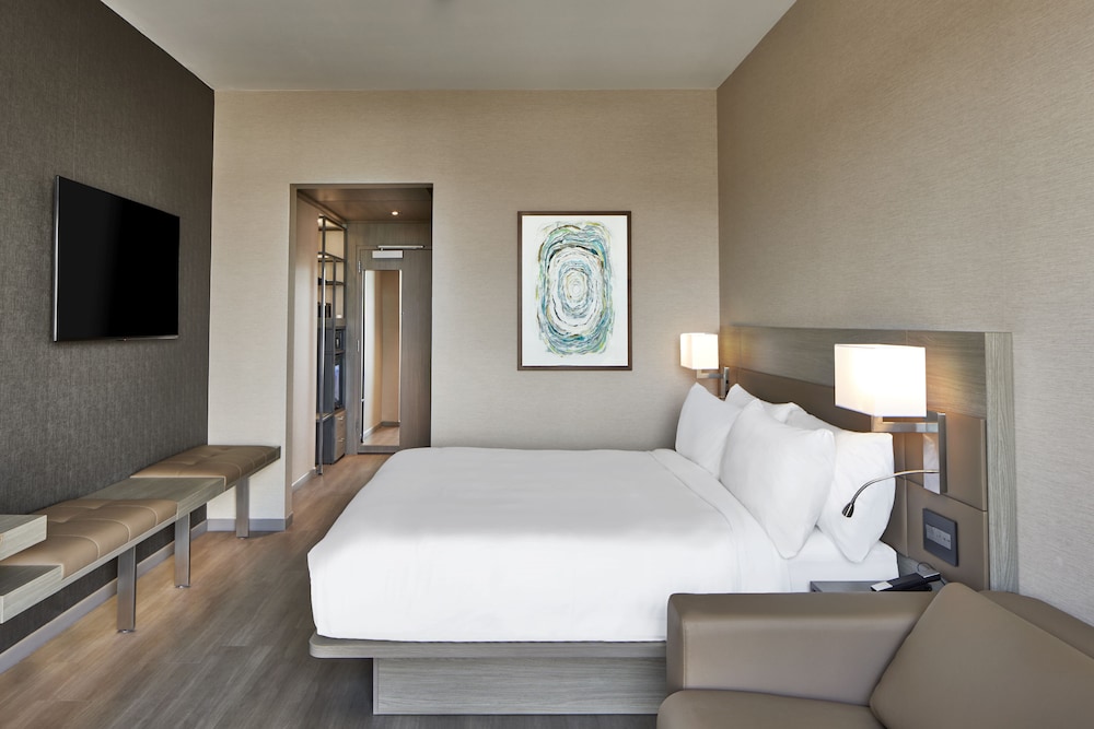 AC Hotel by Marriott Austin Hill Country 13/57