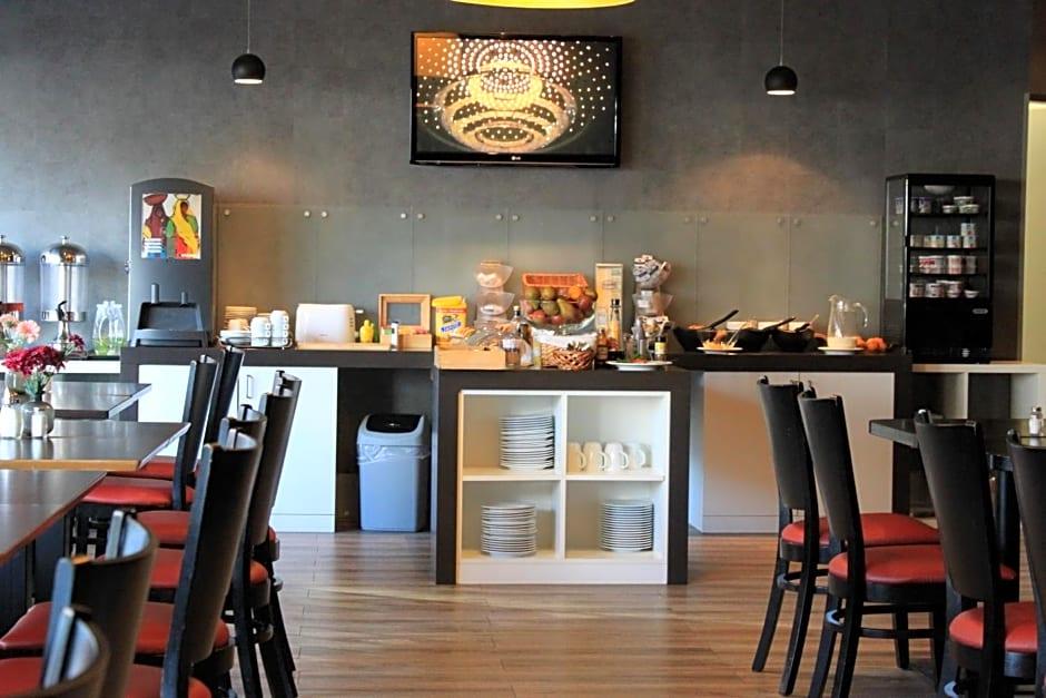 Arena Inn Hotel 28/40