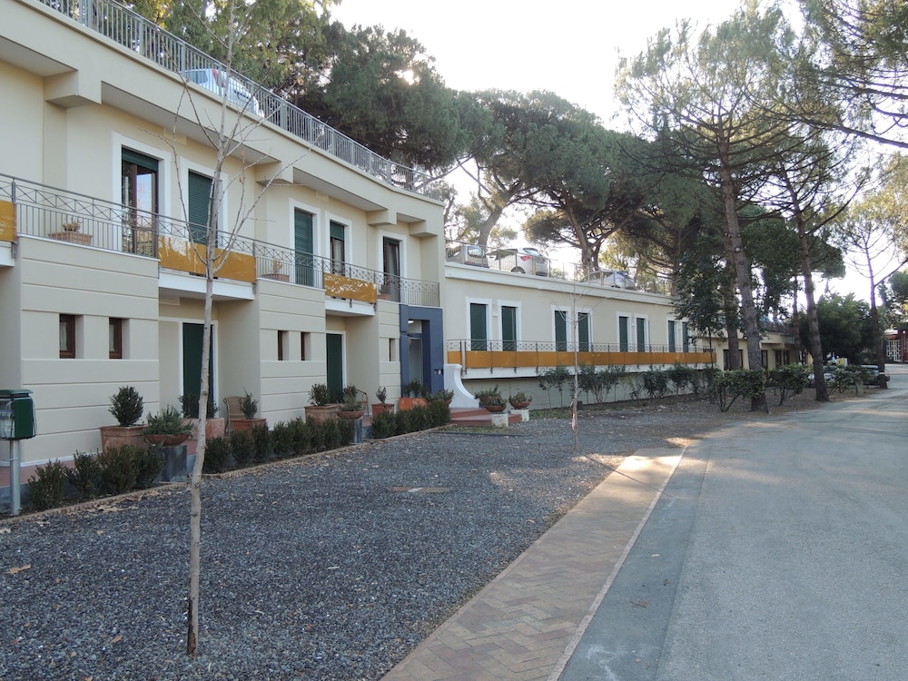 Hotel Zeus Pompei 37/50