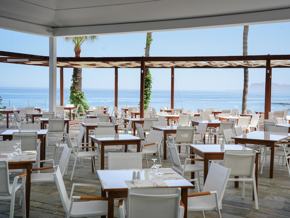 Leptos Panorama Hotel 35/50