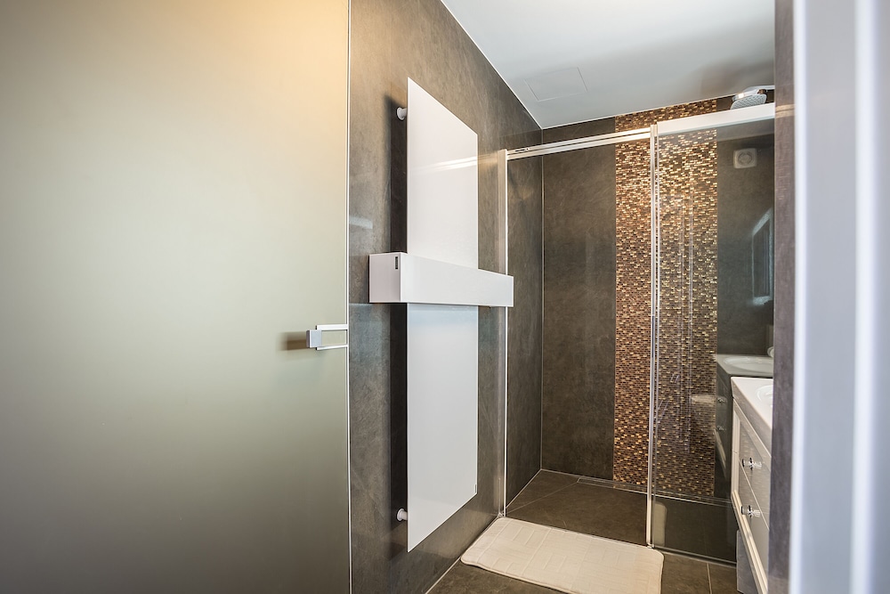 Seaview Luxury Retreat 22/42