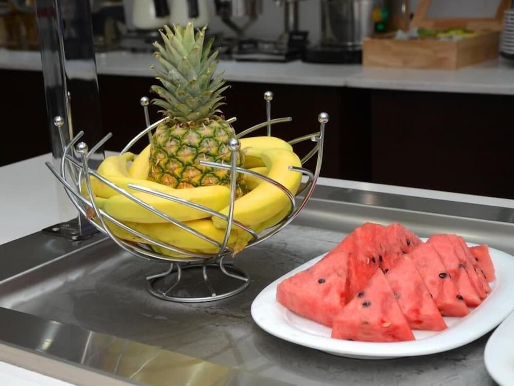 Breeze Boutique Hotel 31/34