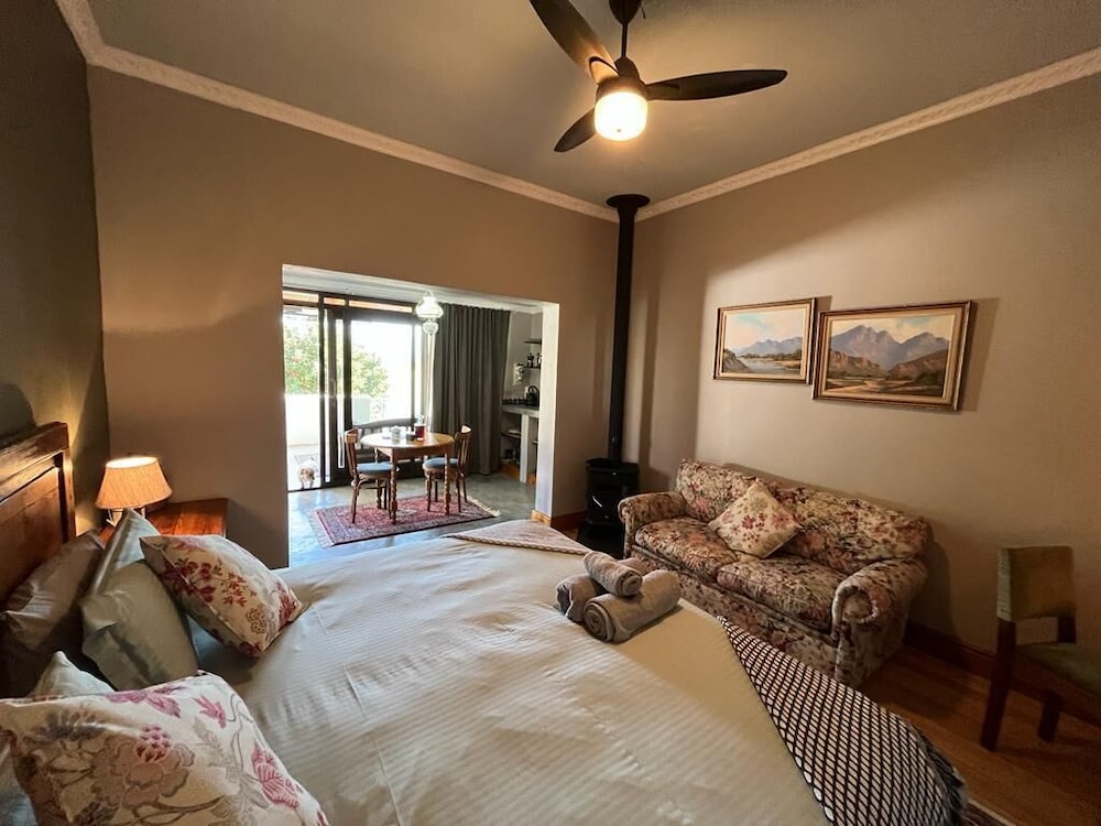 360on62 Mountain View Farm Cottages 11/50
