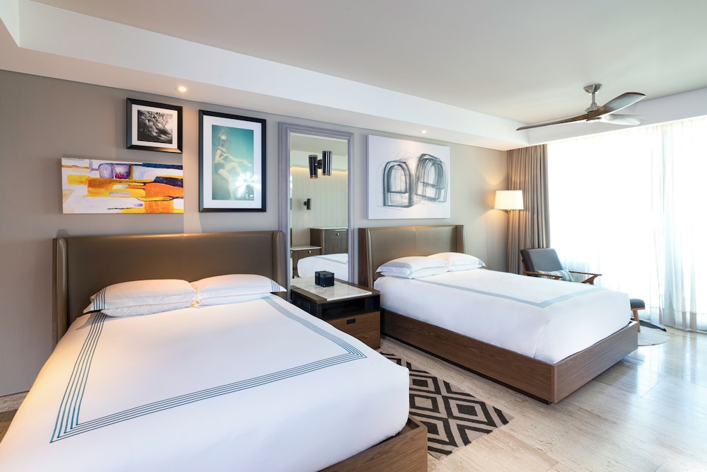 Downtown House, 2 Queen Beds, Balcony، Hyatt Centric Playa del Carmen 2/9