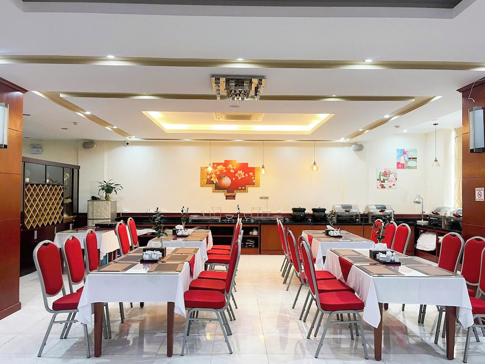 A25 Hotel - 705 Lac Long Quan 56/65