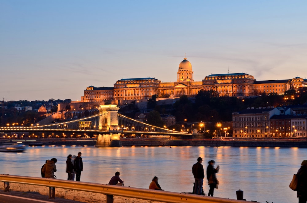Mamaison Residence Izabella Budapest 43/49